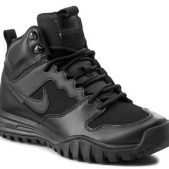 nike men's dual fusion hills mid boot